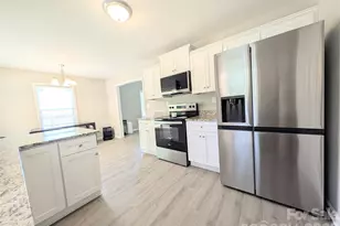 711 Guinn St, Clover, SC 29710 - Photo 8