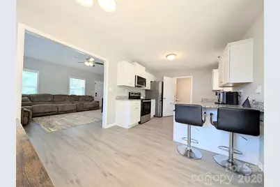 711 Guinn Street, Clover, SC 29710 - Photo 10
