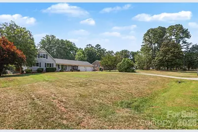 220 Roger Drive, Salisbury, NC 28147 - Photo 2