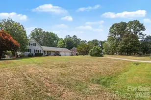 220 Roger Dr, Salisbury, NC 28147 - Photo 2