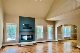 6231 Neptune Dr, Denver, NC 28037 - Photo 6