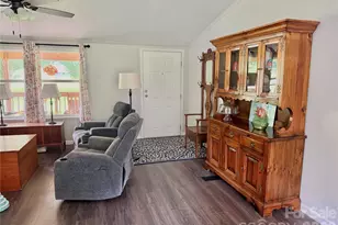 10755 Nc 209 Hwy, Hot Springs, NC 28743 - Photo 18