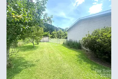 10755 Nc 209 Highway, Hot Springs, NC 28743 - Photo 8