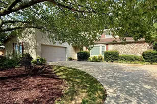 1100 Jennifer Ln, Cherryville, NC 28021 - Photo 2