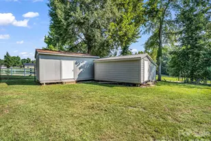599 Old Henrietta Rd, Forest City, NC 28043 - Photo 28