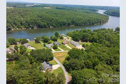 1857 Hidden Pointe Drive, Hickory, NC 28601 - Photo 46