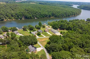 1857 Hidden Pointe Dr, Hickory, NC 28601 - Photo 46