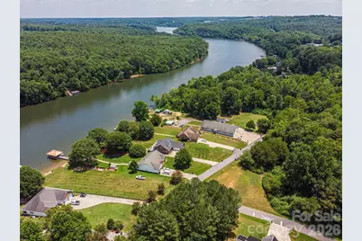 1857 Hidden Pointe Drive, Hickory, NC 28601 - Photo 10