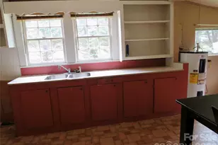 601 Providence Rd, Forest City, NC 28043 - Photo 10