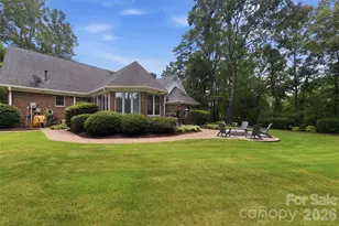 208 Kelly Ct, Fort Mill, SC 29715 - Photo 40