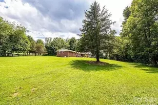 96 Rolling Hills Rd, Mills River, NC 28759 - Photo 2