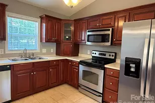 153 Deer Creek Dr, Hudson, NC 28638 - Photo 10