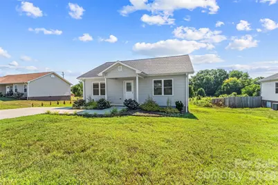 112 Elm Street, Morganton, NC 28655 - Photo 2