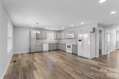 112 Elm Street, Morganton, NC 28655 - Photo 6