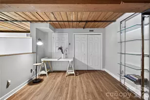 201 S Hoskins Rd, Charlotte, NC 28208 - Photo 26