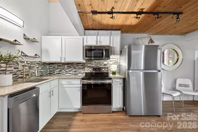 201 S Hoskins Road #121, Charlotte, NC 28208 - Photo 6