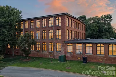 201 S Hoskins Road #121, Charlotte, NC 28208 - Photo 2