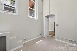 201 S Hoskins Rd, Charlotte, NC 28208 - Photo 22