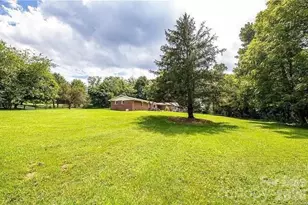 96 Rolling Hills Rd, Mills River, NC 28759 - Photo 2