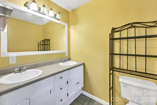 553 Morgan Branch Rd, Marshall, NC 28753 - Photo 38