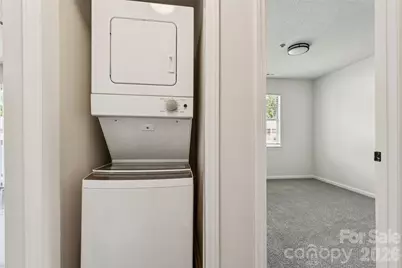 1620 Arlyn Circle #L, Charlotte, NC 28213 - Photo 12