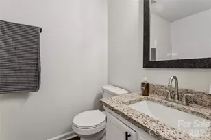 1620 Arlyn Cir, Charlotte, NC 28213 - Photo 12