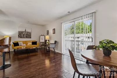 1620 Arlyn Circle #L, Charlotte, NC 28213 - Photo 2