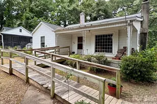 406 Circle Dr W, Shelby, NC 28150 - Photo 2