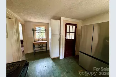 406 Circle Drive W, Shelby, NC 28150 - Photo 6