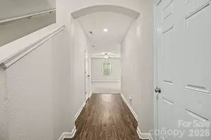 2240 Latimer Ln, Charlotte, NC 28214 - Photo 2