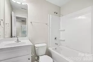 2240 Latimer Ln, Charlotte, NC 28214 - Photo 12