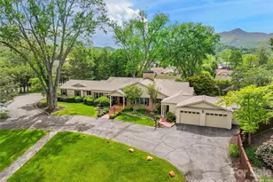 142 Country Club Dr, Waynesville, NC 28786 - Photo 1