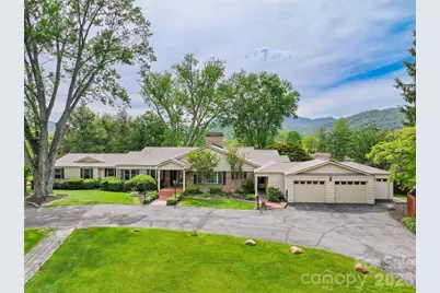 142 Country Club Drive, Waynesville, NC 28786 - Photo 2