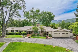 142 Country Club Dr, Waynesville, NC 28786 - Photo 2