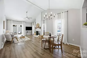 9126 N Vicksburg Park Ct, Charlotte, NC 28210 - Photo 6