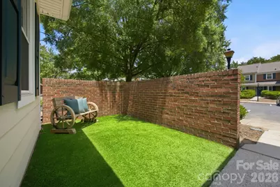 9126 N Vicksburg Park Court, Charlotte, NC 28210 - Photo 4