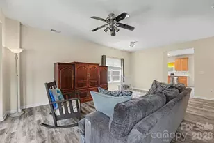 9866 Treeside Ln, Matthews, NC 28105 - Photo 6