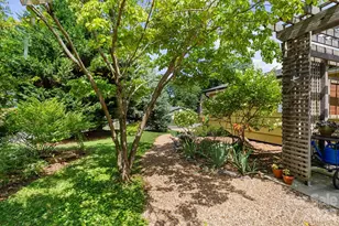 321 Sulphur Springs Rd, Asheville, NC 28806 - Photo 6