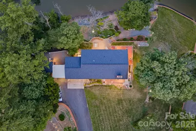 6296 Southlake Drive, Hickory, NC 28601 - Photo 14