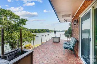 6296 Southlake Drive, Hickory, NC 28601 - Photo 4