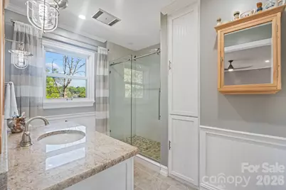 6296 Southlake Drive, Hickory, NC 28601 - Photo 22