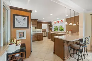 6296 Southlake Dr, Hickory, NC 28601 - Photo 8