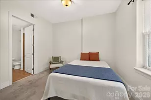 4625 Piedmont Row Dr, Charlotte, NC 28210 - Photo 30