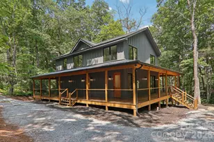365 Cherokee Cir, Lake Toxaway, NC 28747 - Photo 2