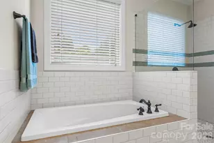 1776 Whitewater Ct, Hickory, NC 28602 - Photo 16