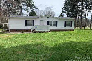 135 Langtree Rd, Mooresville, NC 28117 - Photo 1