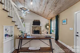 1026 14th Ave Dr NW, Hickory, NC 28601 - Photo 10