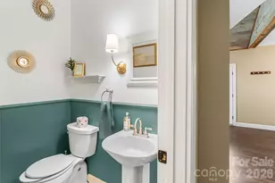 1026 14th Ave Dr NW, Hickory, NC 28601 - Photo 24