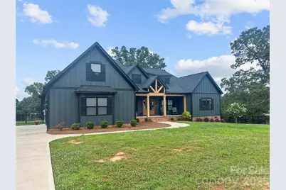 501 Edmunds Lane, Clover, SC 29710 - Photo 2