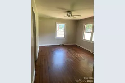 2336 Markham Court, Charlotte, NC 28205 - Photo 4